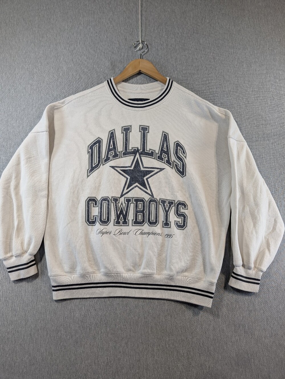 Dallas Cowboys SB Champions, 1995 Sweatshirt Women's Medium Oversized Blue White